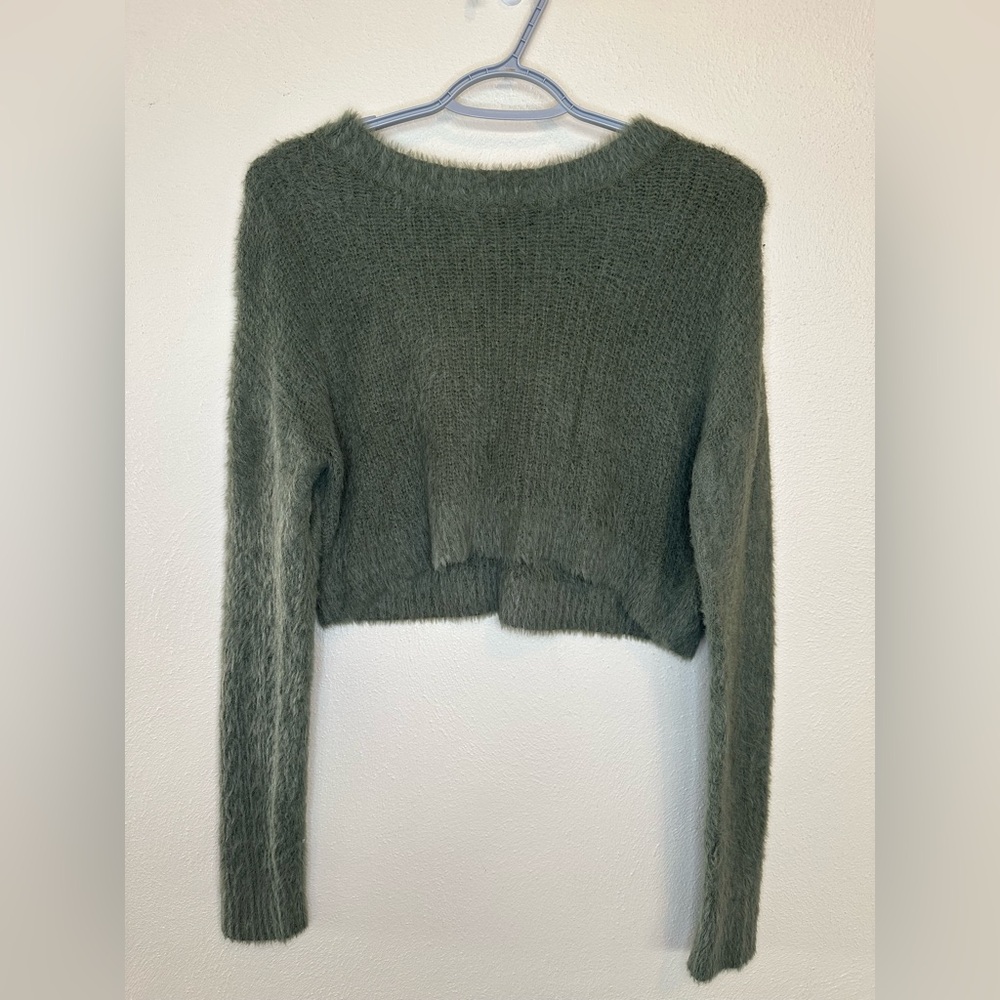 American Eagle Fuzzy Olive Green Cropped Sweater Size S